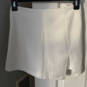 Skort with split hem